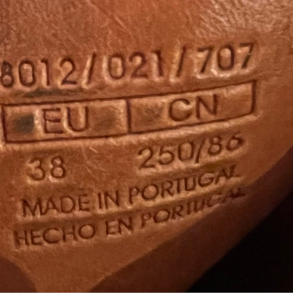 Massimo Dutti Combat Boots - Picture 3 of 3